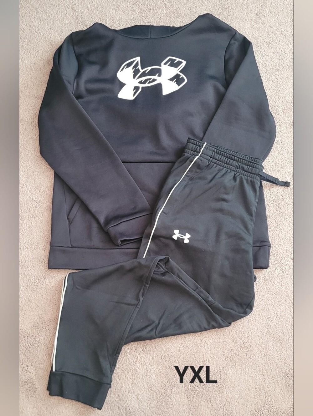 Under Armour Black and White Logo Sweatshirt & Joggers Set